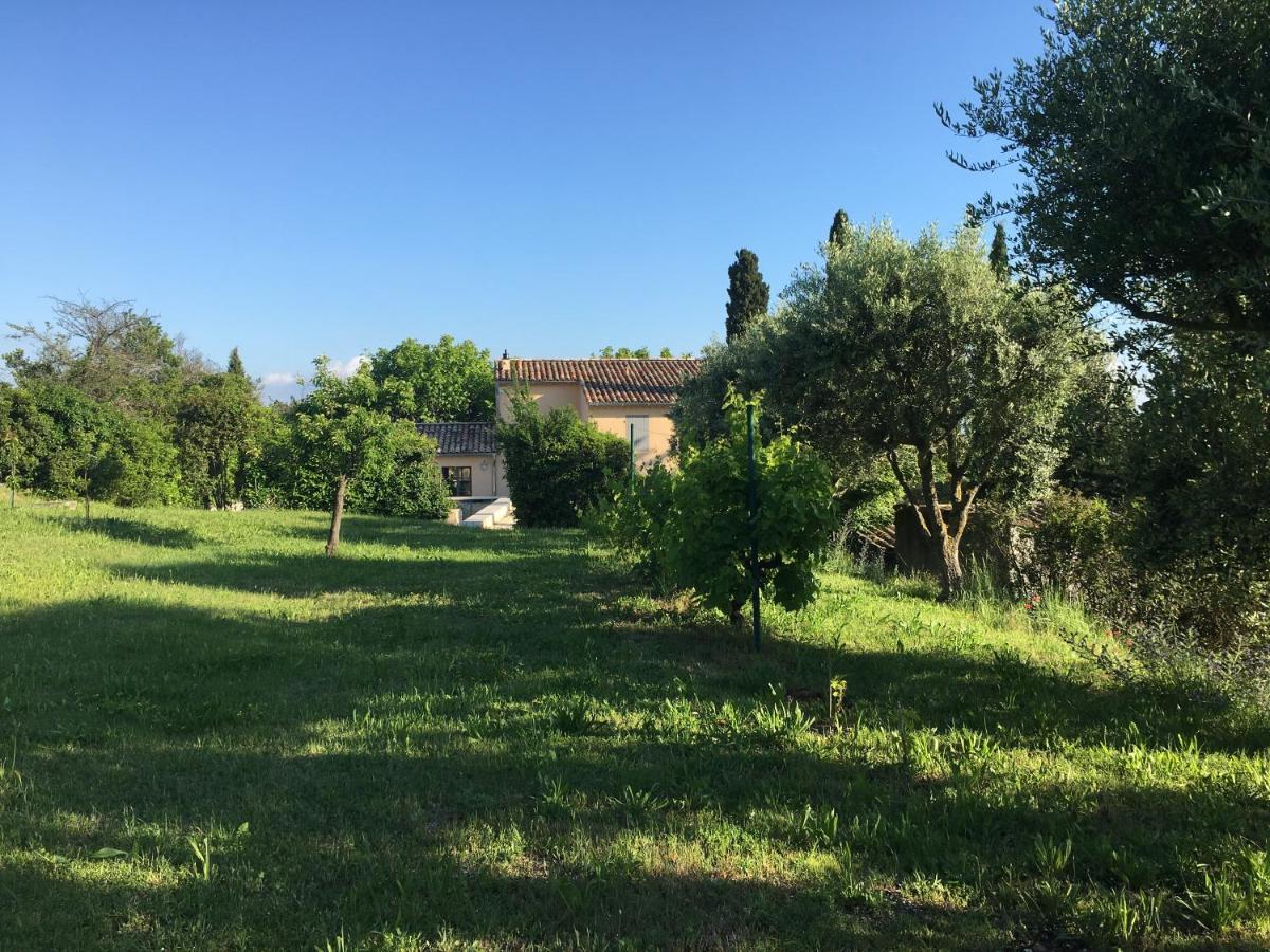 Le Mas Des Pignes -Adults Only Aix-en-Provence Exterior foto