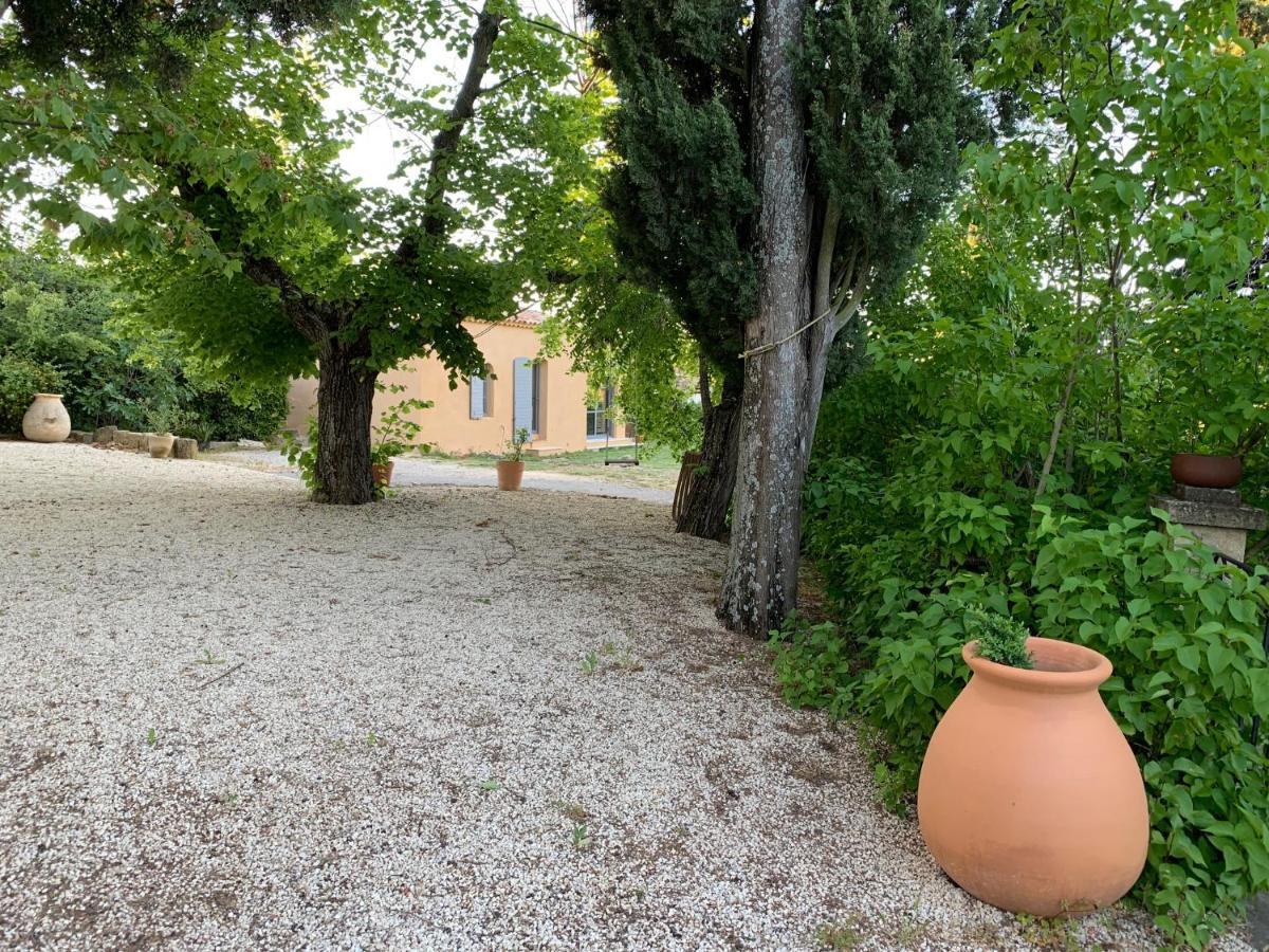 Le Mas Des Pignes -Adults Only Aix-en-Provence Exterior foto
